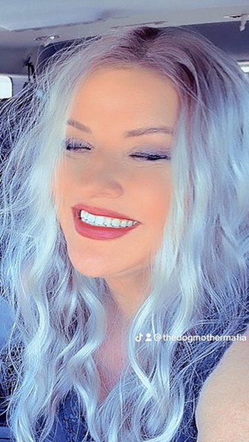 Floating β Album Art